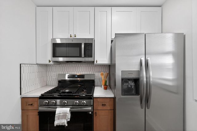 2536 S PHILIP ST, Philadelphia, PA 19148