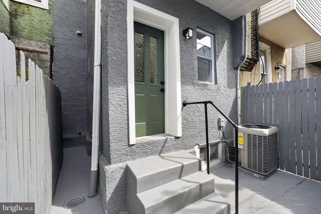 2536 S PHILIP ST, Philadelphia, PA 19148