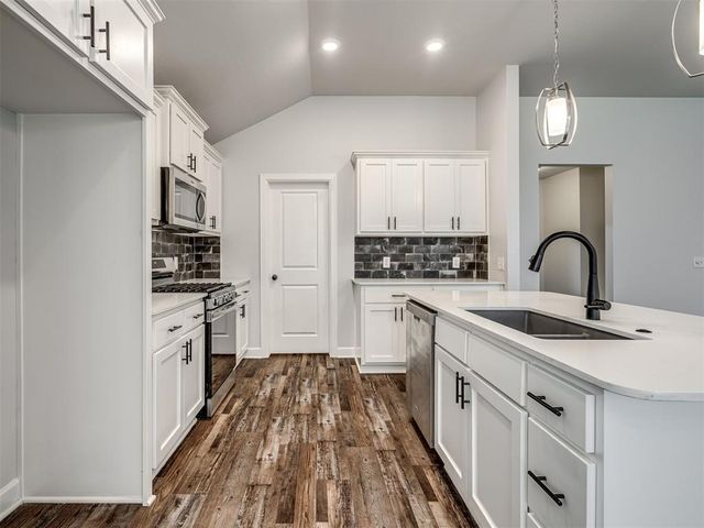 3420 Pagoda Pead Drive, Yukon, OK 73099