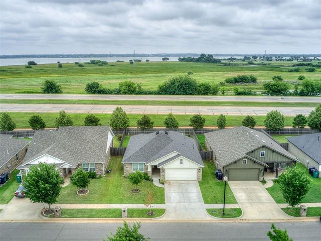 3420 Pagoda Pead Drive, Yukon, OK 73099