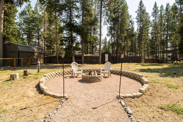17265 Canvasback Drive, Bend, OR 97707