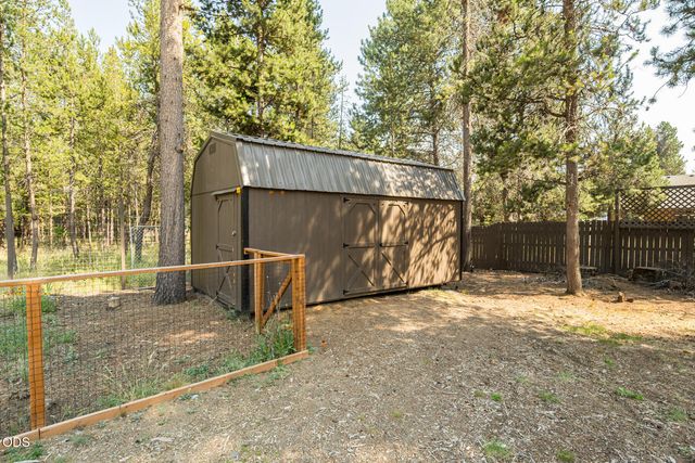 17265 Canvasback Drive, Bend, OR 97707