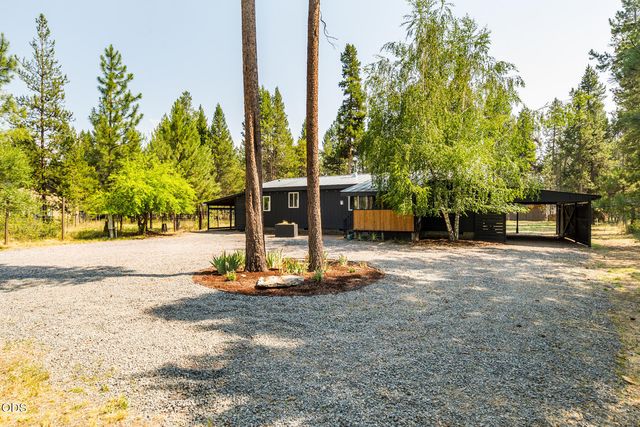 17265 Canvasback Drive, Bend, OR 97707