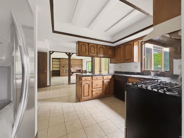 817 Valdosta Drive, Fort Wayne, IN 46825