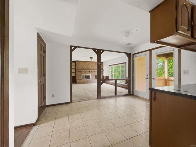 817 Valdosta Drive, Fort Wayne, IN 46825