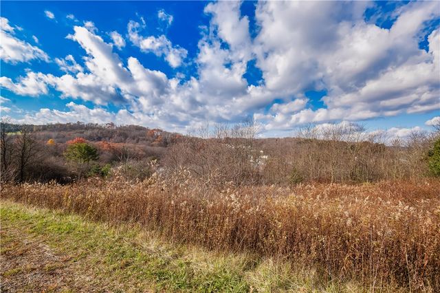 004 Oak Crest Drive, Jenner Twp, PA 15563