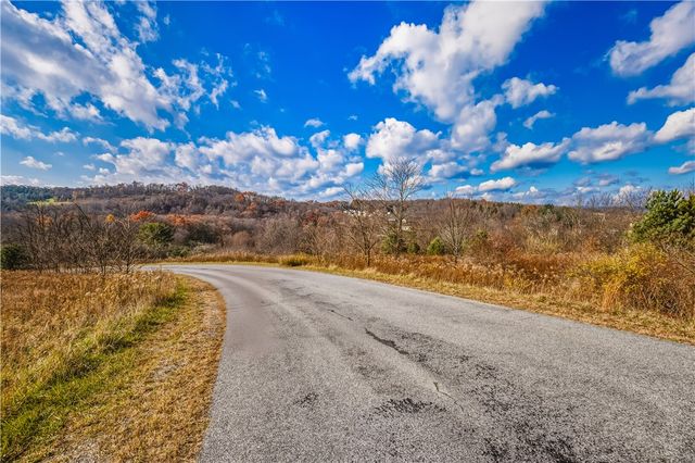 004 Oak Crest Drive, Jenner Twp, PA 15563