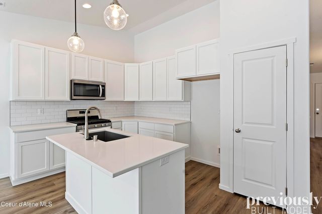 6203 W ASTORIA LOOP, Rathdrum, ID 83858