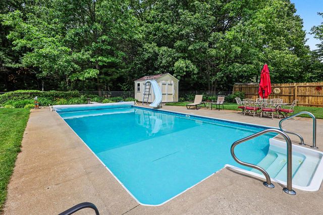 2332 Filonow Drive, Muskegon, MI 49444