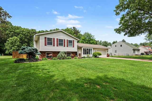 2332 Filonow Drive, Muskegon, MI 49444