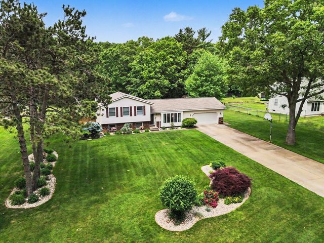 2332 Filonow Drive, Muskegon, MI 49444