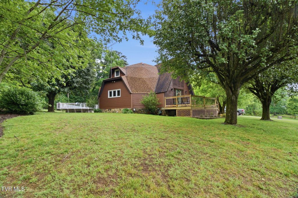 322 Easy Street, Bulls Gap, TN 37711