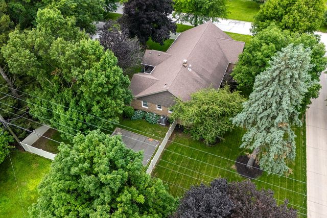 3504 26th Avenue, Moline, IL 51265