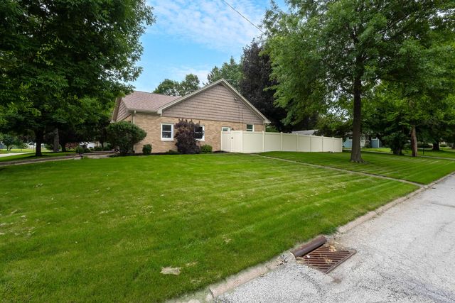 3504 26th Avenue, Moline, IL 51265