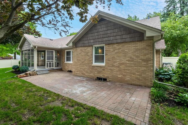 3504 26th Avenue, Moline, IL 51265