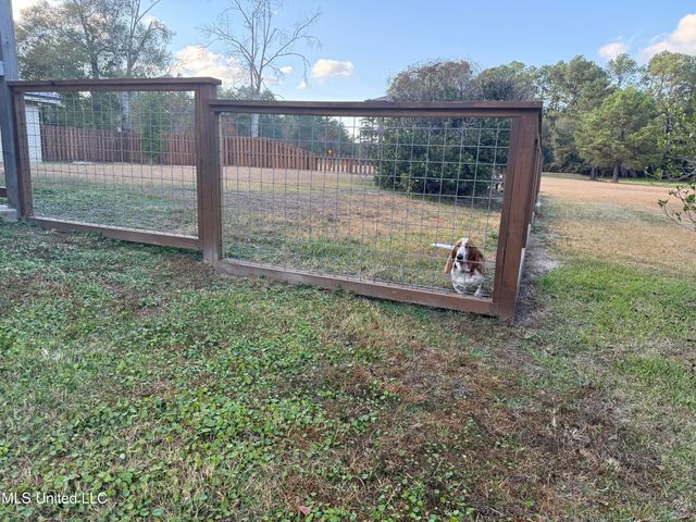 21480 Highway 603, Kiln, MS 39556