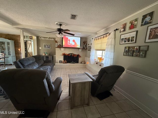 21480 Highway 603, Kiln, MS 39556