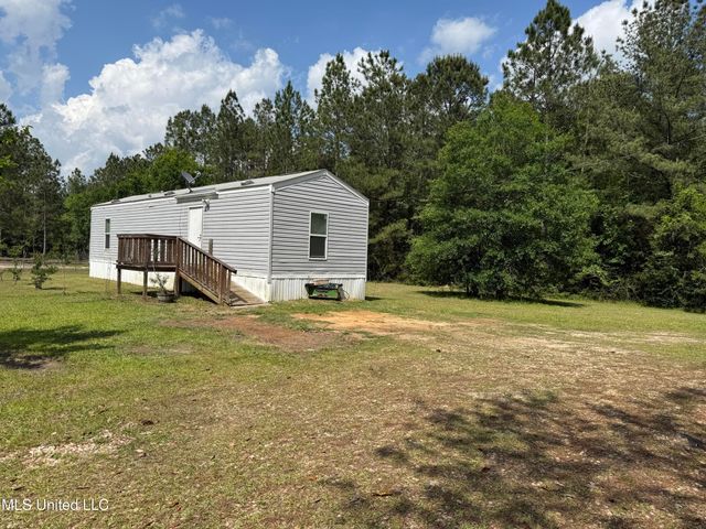 21480 Highway 603, Kiln, MS 39556