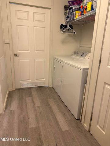 21480 Highway 603, Kiln, MS 39556