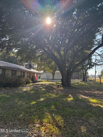 21480 Highway 603, Kiln, MS 39556