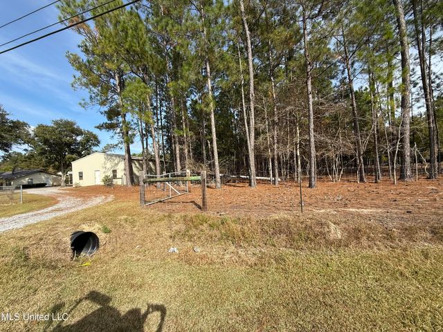 21480 Highway 603, Kiln, MS 39556