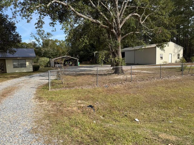 21480 Highway 603, Kiln, MS 39556