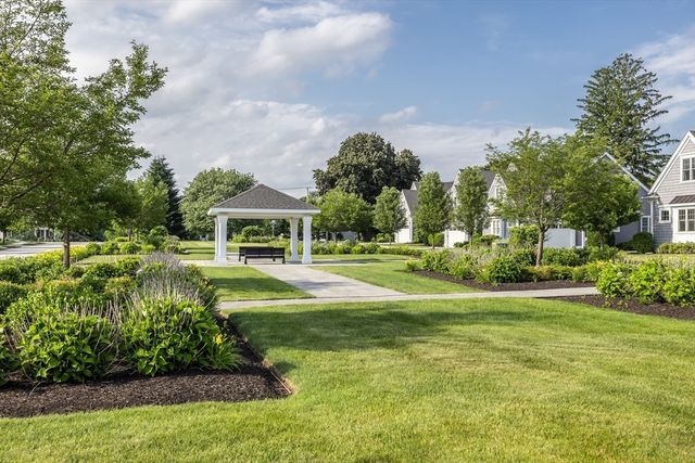 11 Tolland Way 11, Framingham, MA 01701
