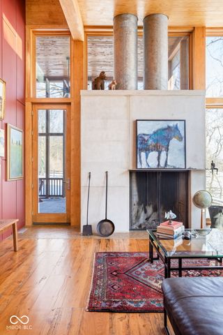 340 Fitch Place, Zionsville, IN 46077