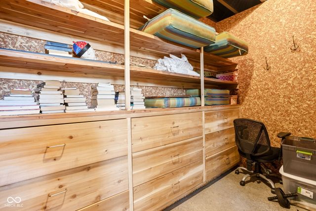 340 Fitch Place, Zionsville, IN 46077