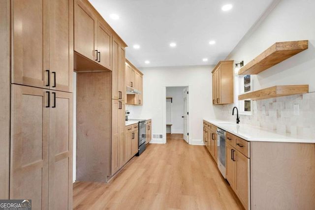 1019 Henna Court SE, Conyers, GA 30013