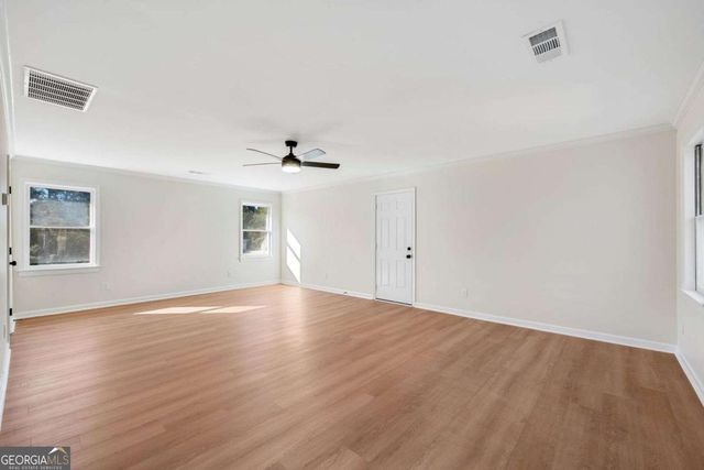 1019 Henna Court SE, Conyers, GA 30013