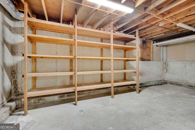 1019 Henna Court SE, Conyers, GA 30013