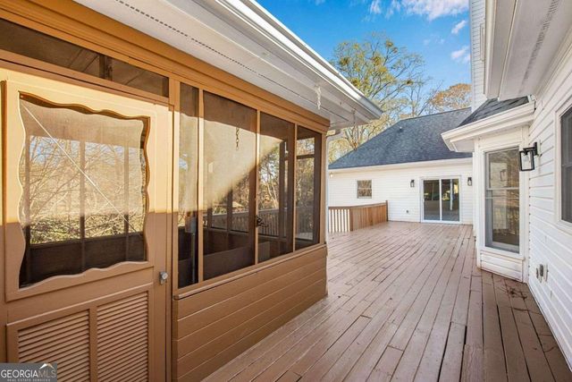 1019 Henna Court SE, Conyers, GA 30013