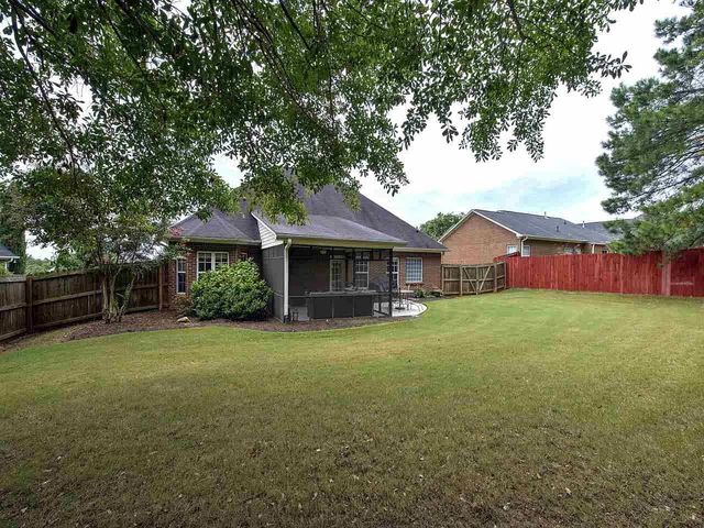 329 N Sweetwater Hills, Moore, SC 29369