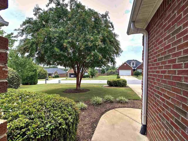 329 N Sweetwater Hills, Moore, SC 29369