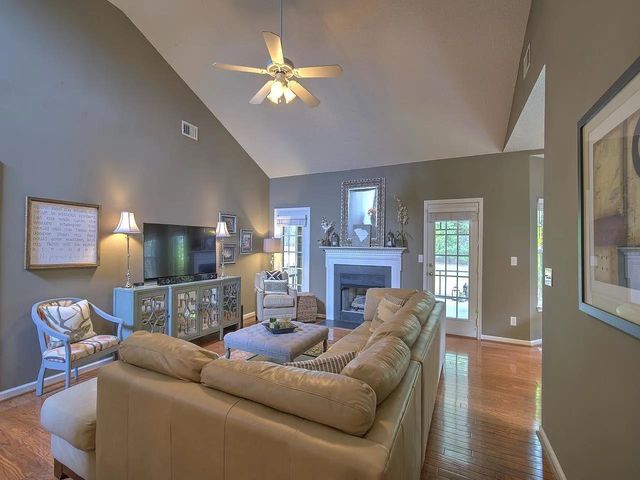 329 N Sweetwater Hills, Moore, SC 29369