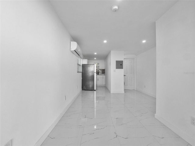 2500 MARLBORO STREET, Orlando, FL 32806