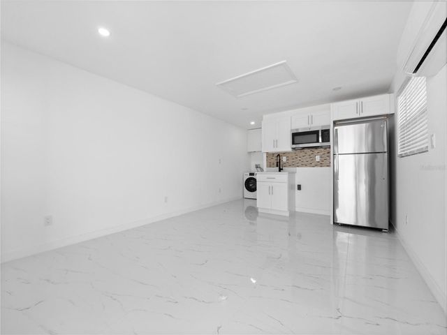 2500 MARLBORO STREET, Orlando, FL 32806