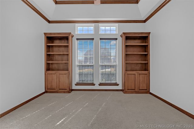 808 S Butternut Avenue, Broken Arrow, OK 74012