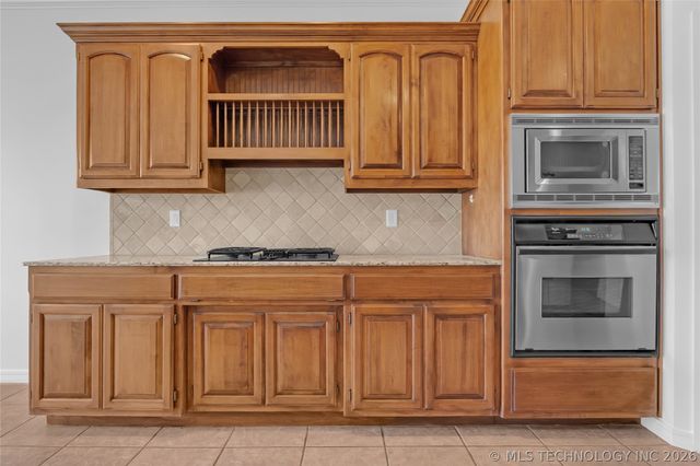 808 S Butternut Avenue, Broken Arrow, OK 74012