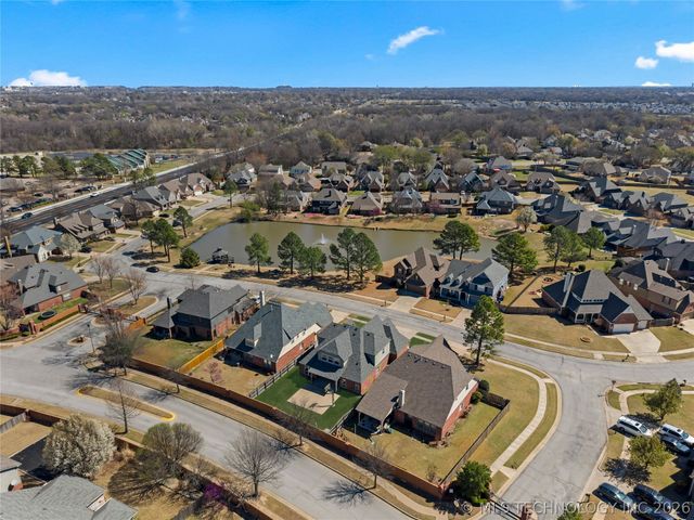 808 S Butternut Avenue, Broken Arrow, OK 74012