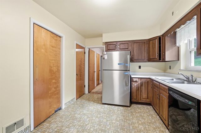 6262 Betts, Springfield Twp., OH 45224