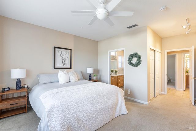 274 Red Mountain Dr, Cloverdale, CA 95425