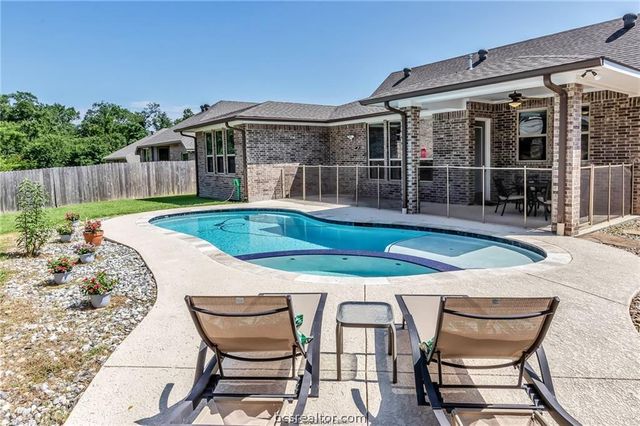 3461 Lockett Hall Circle, Bryan, TX 77808