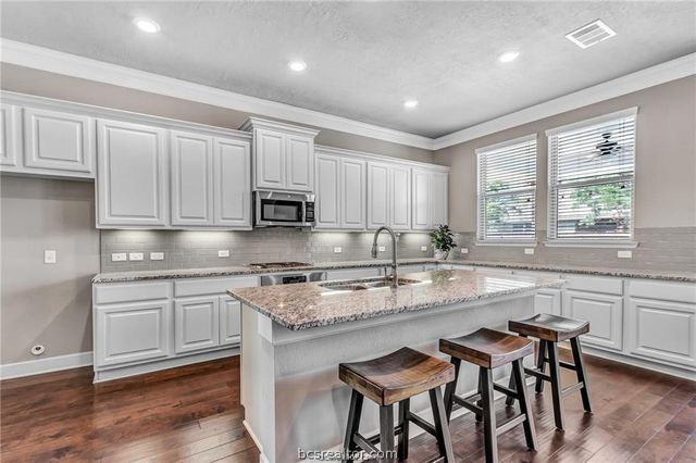 3461 Lockett Hall Circle, Bryan, TX 77808