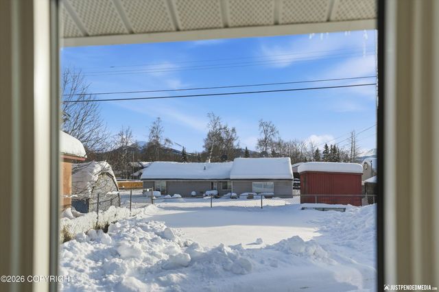 1415 Twining Drive, Anchorage, AK 99504