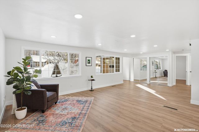 1415 Twining Drive, Anchorage, AK 99504