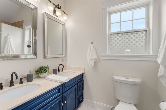 79 Grove St, Winchester, MA 01890