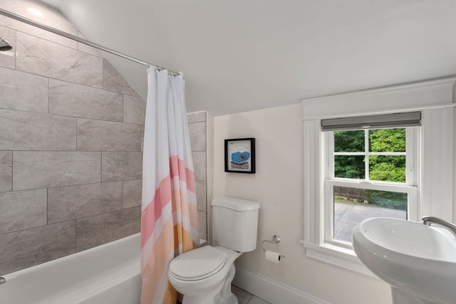 79 Grove St, Winchester, MA 01890