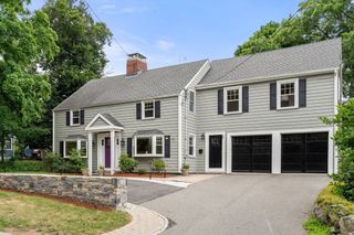 79 Grove St, Winchester, MA 01890